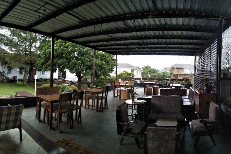 Cafe di Malang