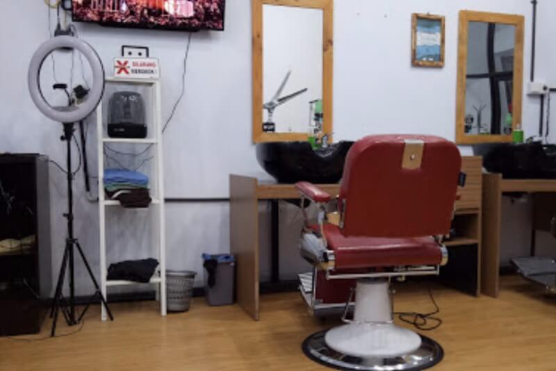 Dazzle Barbershop