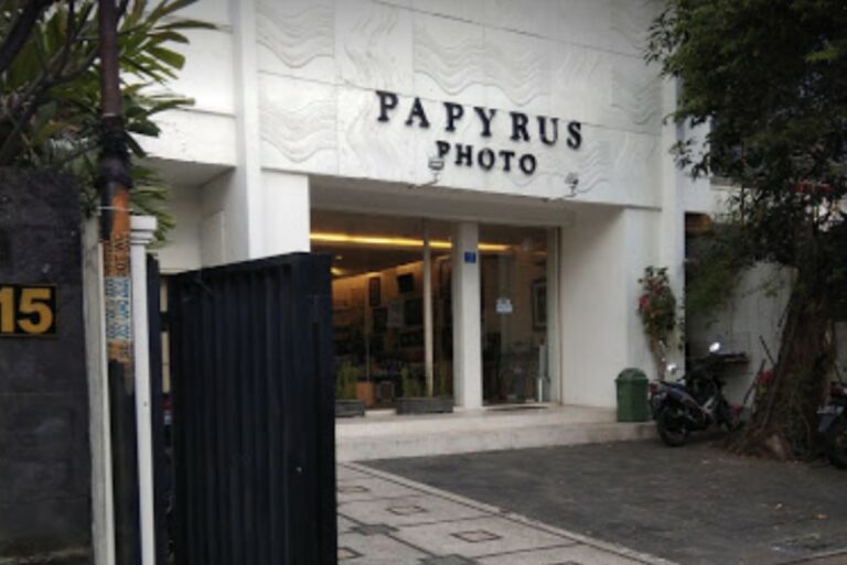 √ 9 Rekomendasi Studio Foto di Surabaya (Bagus + Murah)