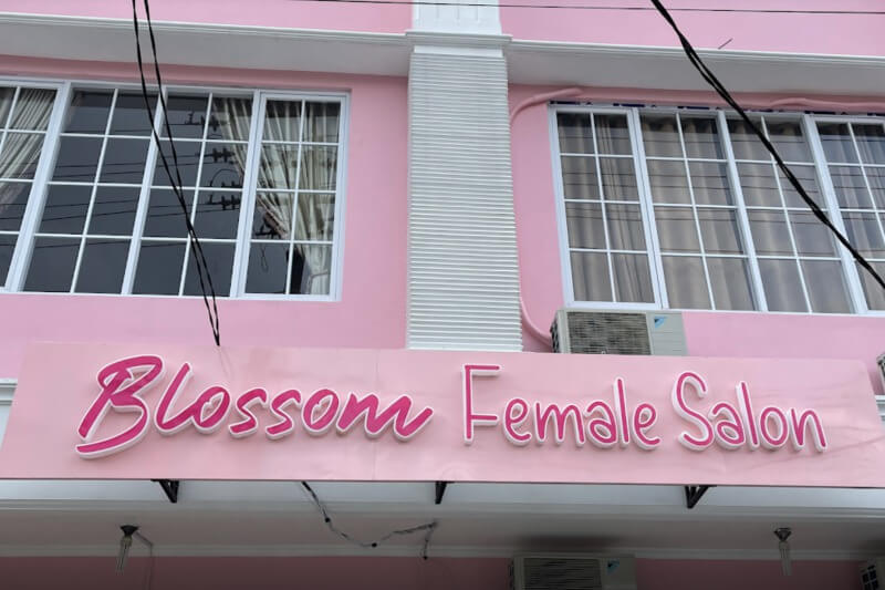 Blossom Female Salon