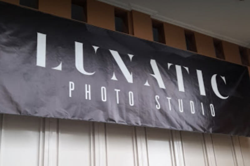 Lunatic Photo Studio