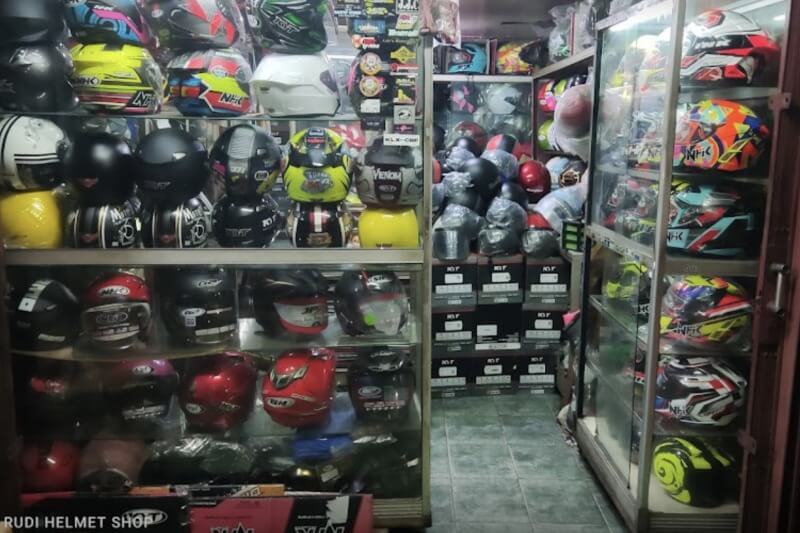 Rudi Helmet Shop