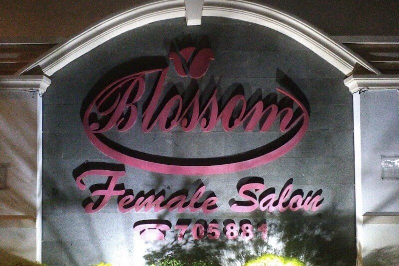 Salon Blossom