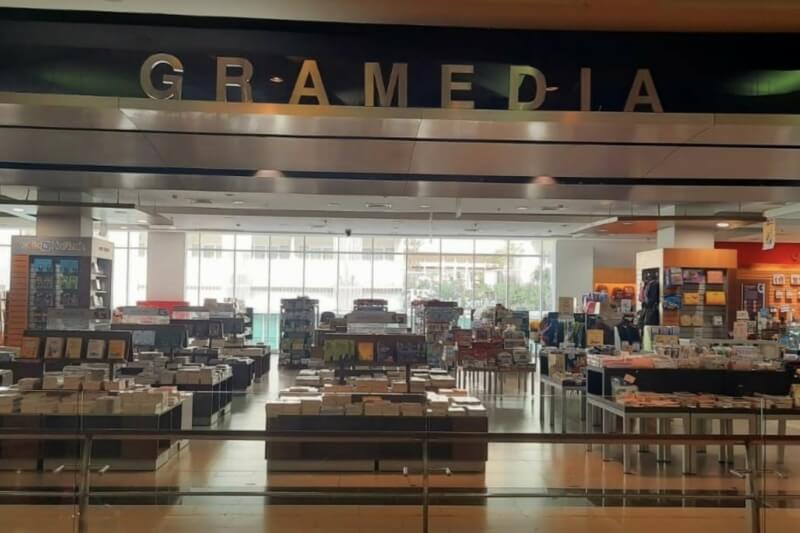 Gramedia - Mall Teras Kota
