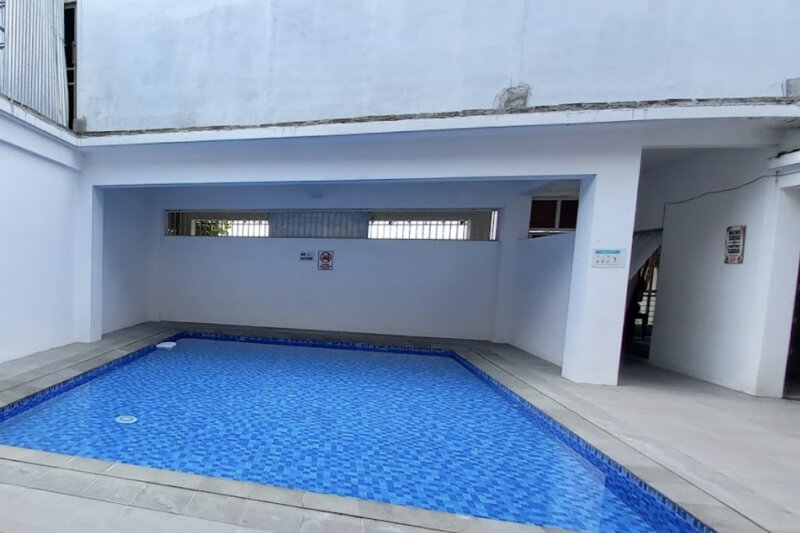DINAR Swimming Pool