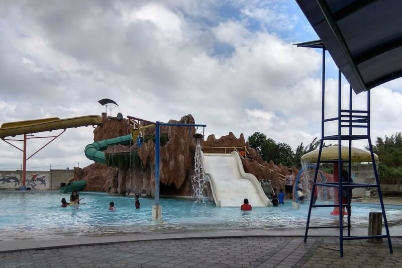 Fun Park Water Boom permata