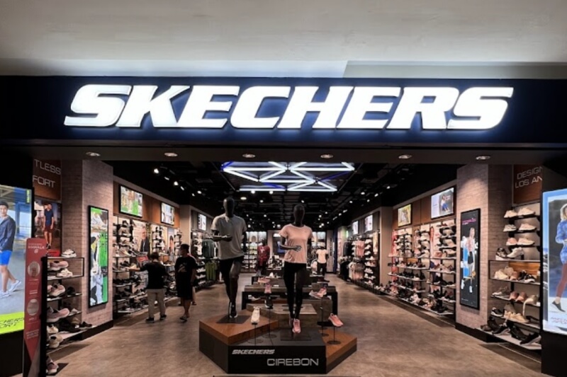 Skechers