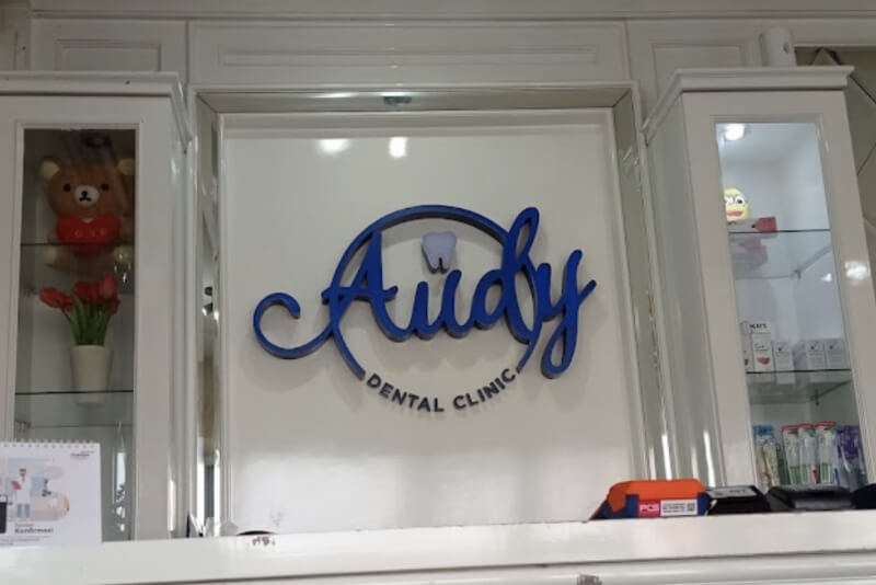 Audy Dental Kemang