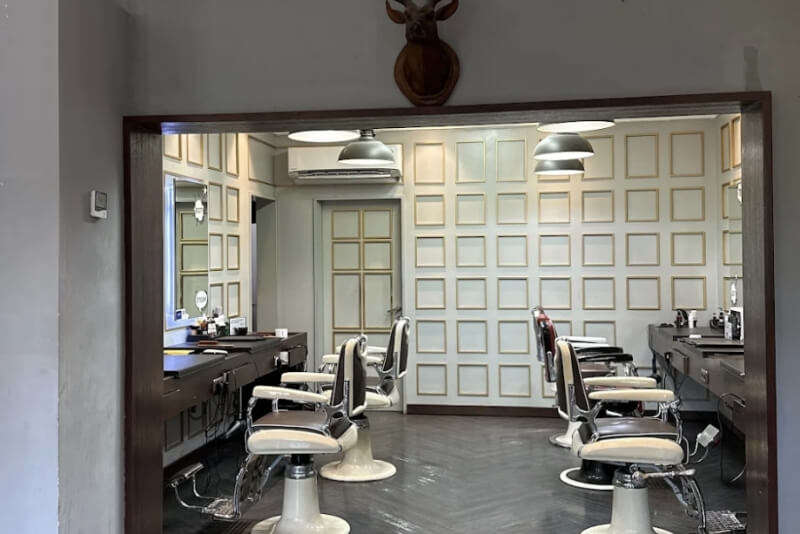 Chief Barbershop - Erlangga