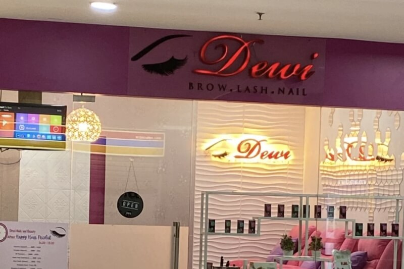 Dewi Nails & Beauty