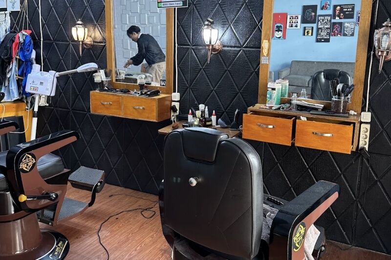 Alpha Male Premium Barbershop
