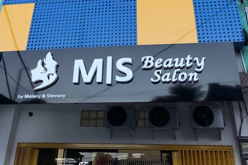 M&S Beauty Salon TDM