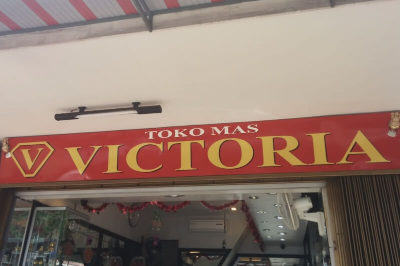 Toko Mas Victoria
