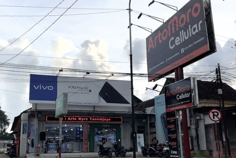 Toko HP Pacitan