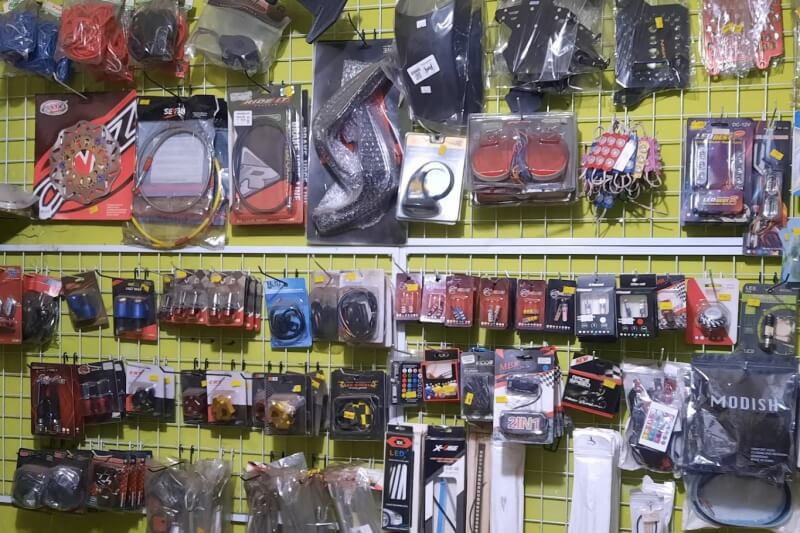 Toko Variasi Motor Gresik